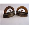 Image 5 : (2) Vintage Sad Irons