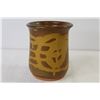 Image 4 : Slip Decorated Studio Pottery Vase