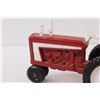 Image 3 : True-Scale Model 401 1:25 Scale Toy Tractor