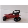 Image 4 : True-Scale Model 401 1:25 Scale Toy Tractor