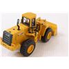 Image 3 : Kawasaki Model 90ZD 1:48 Scale Wheel Loader