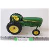 Image 1 : John Deere Model 2440 Utility Model 1:16 Scale