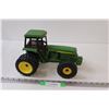 Image 1 : John Deere Model 4960 FWA 1:16 Toy Tractor
