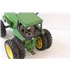 Image 3 : John Deere Model 4960 FWA 1:16 Toy Tractor