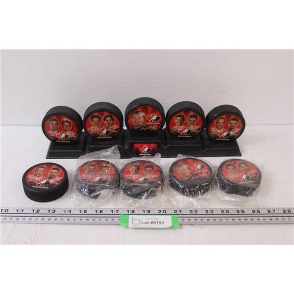 McDonald's NHL 2002 Edition Hockey Pucks & Stand (Some un-opened) (Gretzky)
