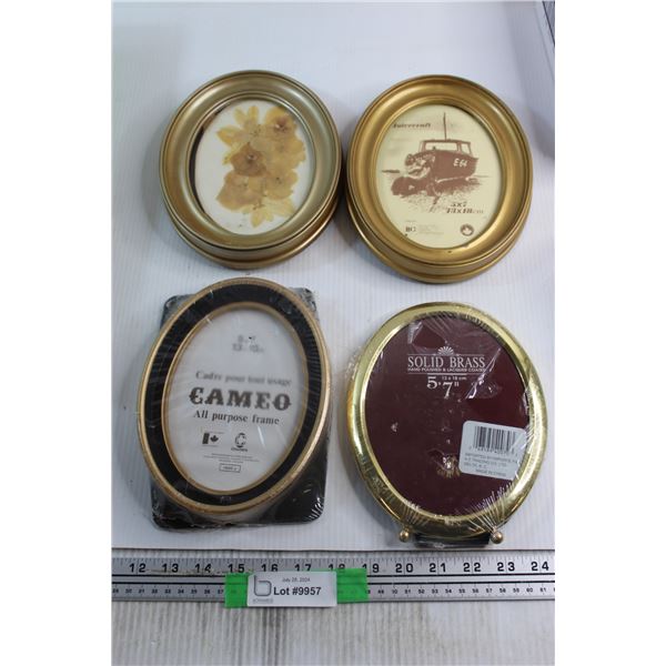 (4) Picture Frames