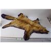 Image 1 : 42'' Tanned Fox Fur Rug - Skin is Very Delicate