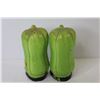 Image 2 : (1) Set of Pickle Salt & Pepper Shakers (Made in Japan)