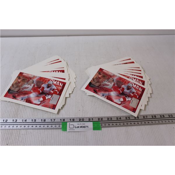 (30+) Conn Smythe Trophy MVP 1998 Stanley Cup Playoffs Hockey Cards - 7" x 4.5"