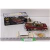 Image 1 : Oldsmobile Rocket 88 1949 Model Coin Bank w/Box & Key