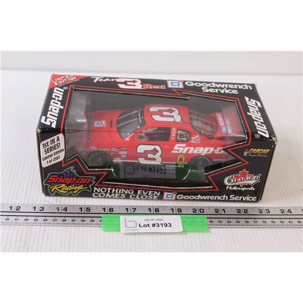 GM Stock Car 1:24 Scale Model - NIB