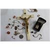 Image 3 : Cross and Assorted Accessories