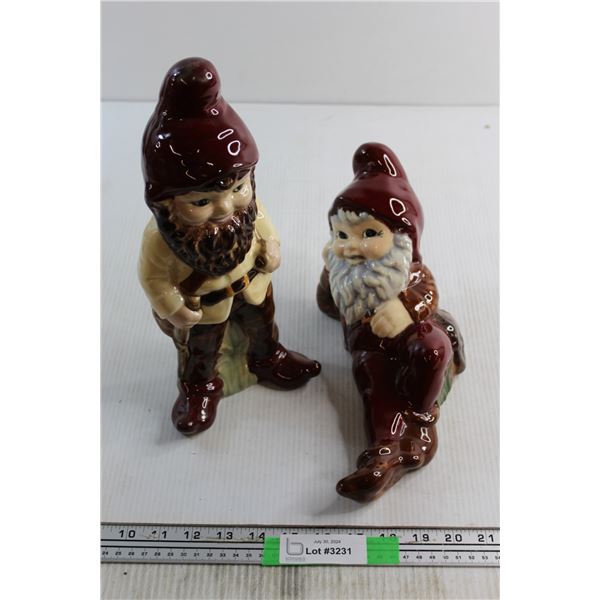 (2) Garden Decorations