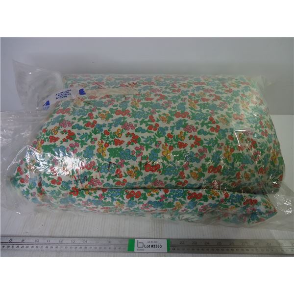 Bed Quilt 54'' x 72''