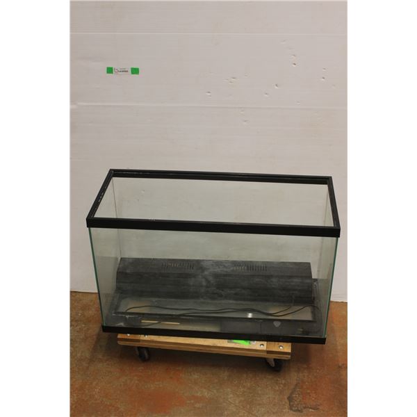 *Aquarium 12'' x 30.5'' x 19''