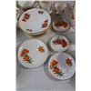 Image 2 : (15) Bone China Trays, (2) Cream And Sugars, Tea Pot, (28) Cups