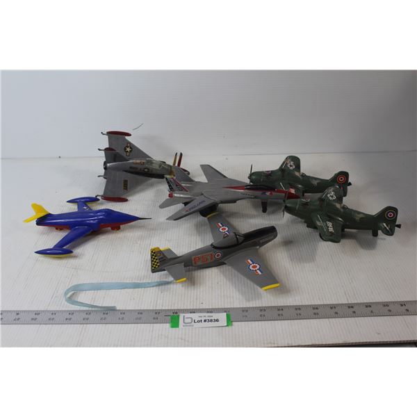 (6) Model/Toy Airplanes