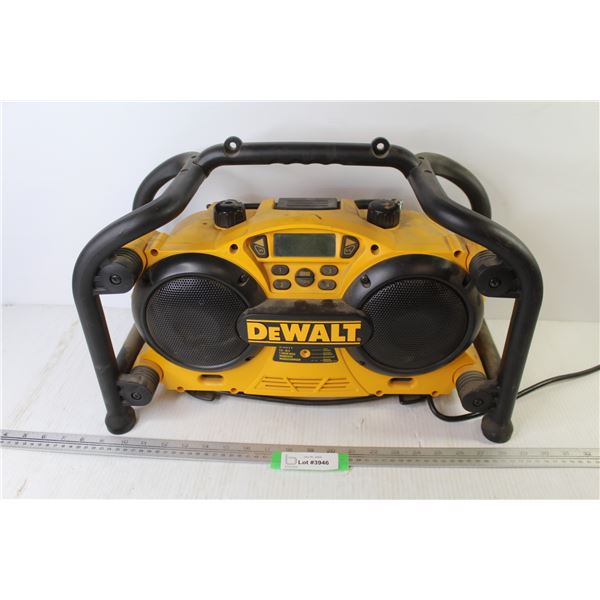 DeWalt Radio Charger (working)