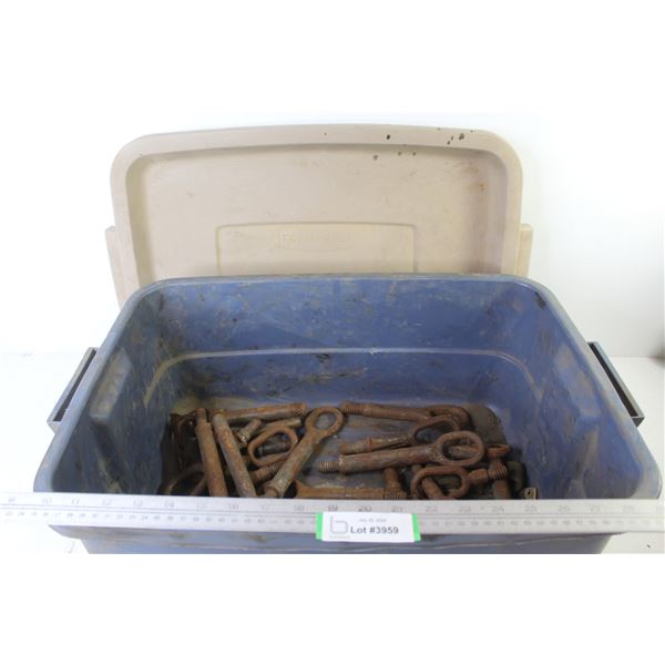 Tote w/Lid - Assortment of Eye Bolts (shoulder type)