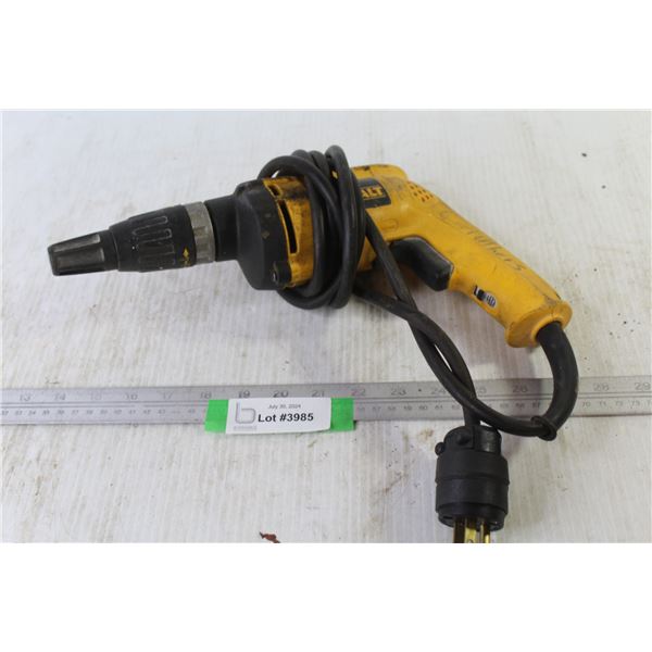 DeWalt Screw Gun (working)