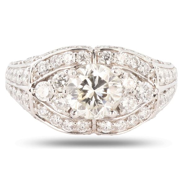 1.04CT SI1 CENTER DIAMOND PLATINUM RING - 2.50CTW