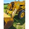 Image 26 : Yellow Ford 335 Tractor, showing 2764 hrs, c/w approx. 66 inch bucket, gas, frt 7.50-16 & rear 16.9-