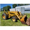 Image 3 : Yellow Ford 335 Tractor, showing 2764 hrs, c/w approx. 66 inch bucket, gas, frt 7.50-16 & rear 16.9-