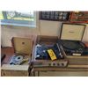 Image 1 : 3 old record players.