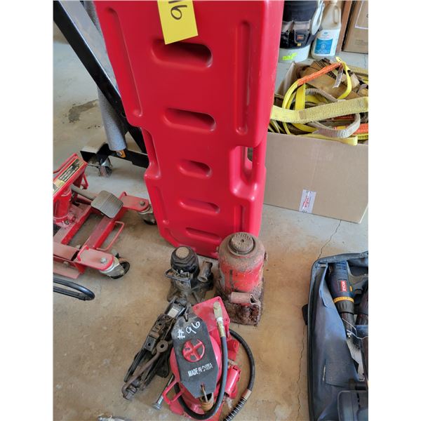 Air jack, 2 hyd. Jacks.