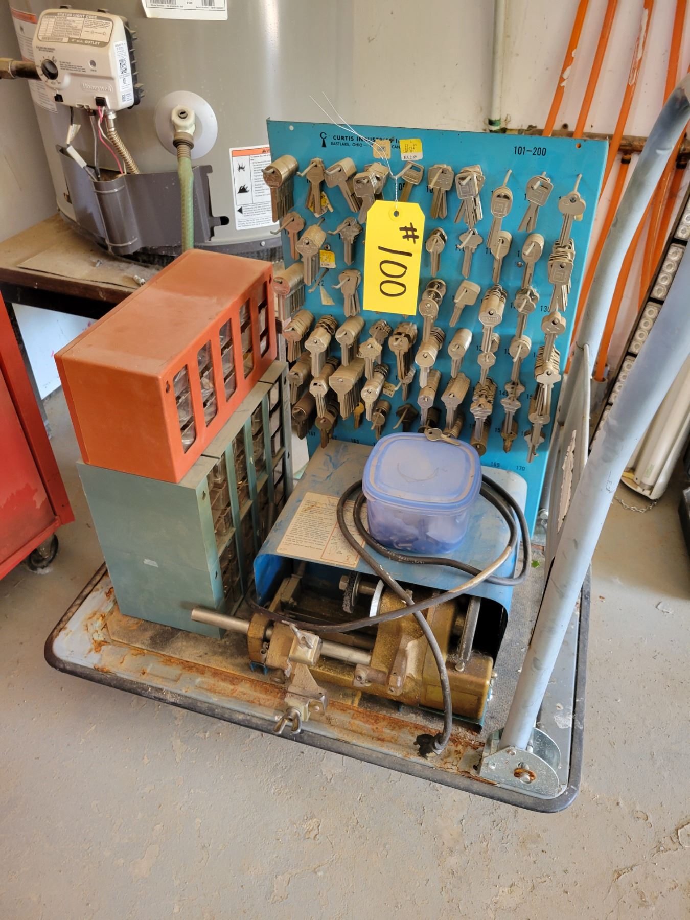 Key Making Machine Old Style Old key cutting machine. Complete with keys.