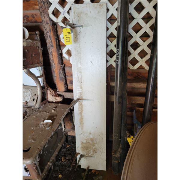 2- Shelves & qty of plastic lattice