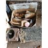 Image 2 : Foot warmer, New picnic basket, shoe making kit, planer