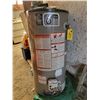 Image 1 : NEW Hot water heater
