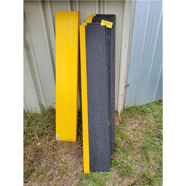 Yellow fibreglass with asphalt panels