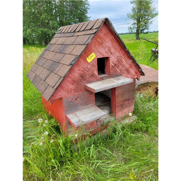 Insulated Dog house