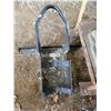 Image 2 : Bench grinder, hitch, fridge & stand