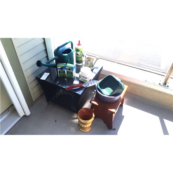 Outdoor Table, Fertilizer, Stool A