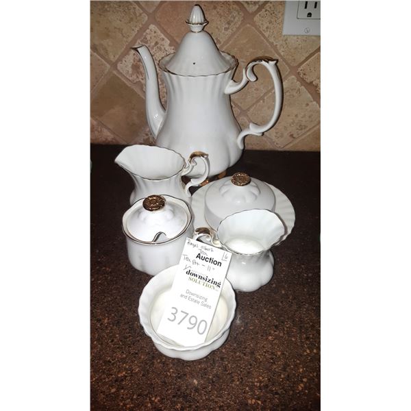 Royal Albert "Val D'Or' A