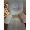 Image 3 : Recliner Chair C