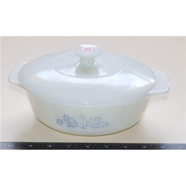 ANCHOR HOCKING OVEN SAFE DISH WITH LID ( STAMPED)