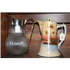 Image 1 : TWO VINTAGE PITCHERS INCLUDING 1940S JUICE PITCHER
