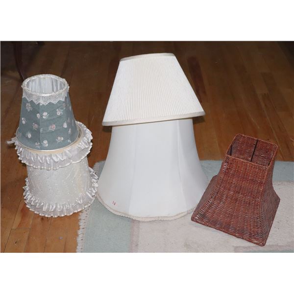 LOT OF LAMP SHADES