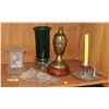 Image 1 : LOT OF ASSORTED DECORATIVE ITEMS, CRYSTAL CLOCK,