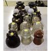Image 2 : LARGE LOT OF ASSORTED INSULATORS, INCLUDING CPR