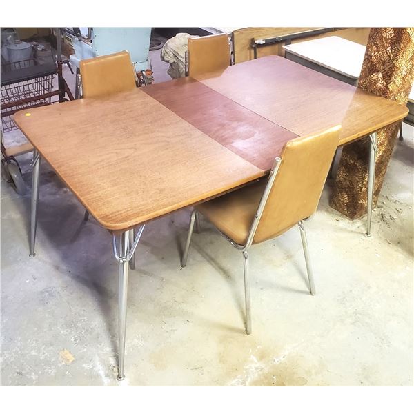 VINTAGE KITCHEN TABLE WITH 3 CHAIRS
