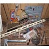 Image 1 : LARGE LOT OF MISC. MODERN TOOLS INCLUDING