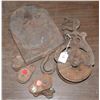 Image 1 : COLLECTION OF ANTIQUE/ VINTAGE PULLIES