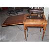Image 1 : VINTAGE KENMORE SEWING MACHINE IN CABINET