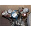 Image 2 : VINTAGE/ ANTIQUE GOLF CLUBS WITH BAG