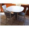 Image 1 : VINTAGE KITCHEN TABLE